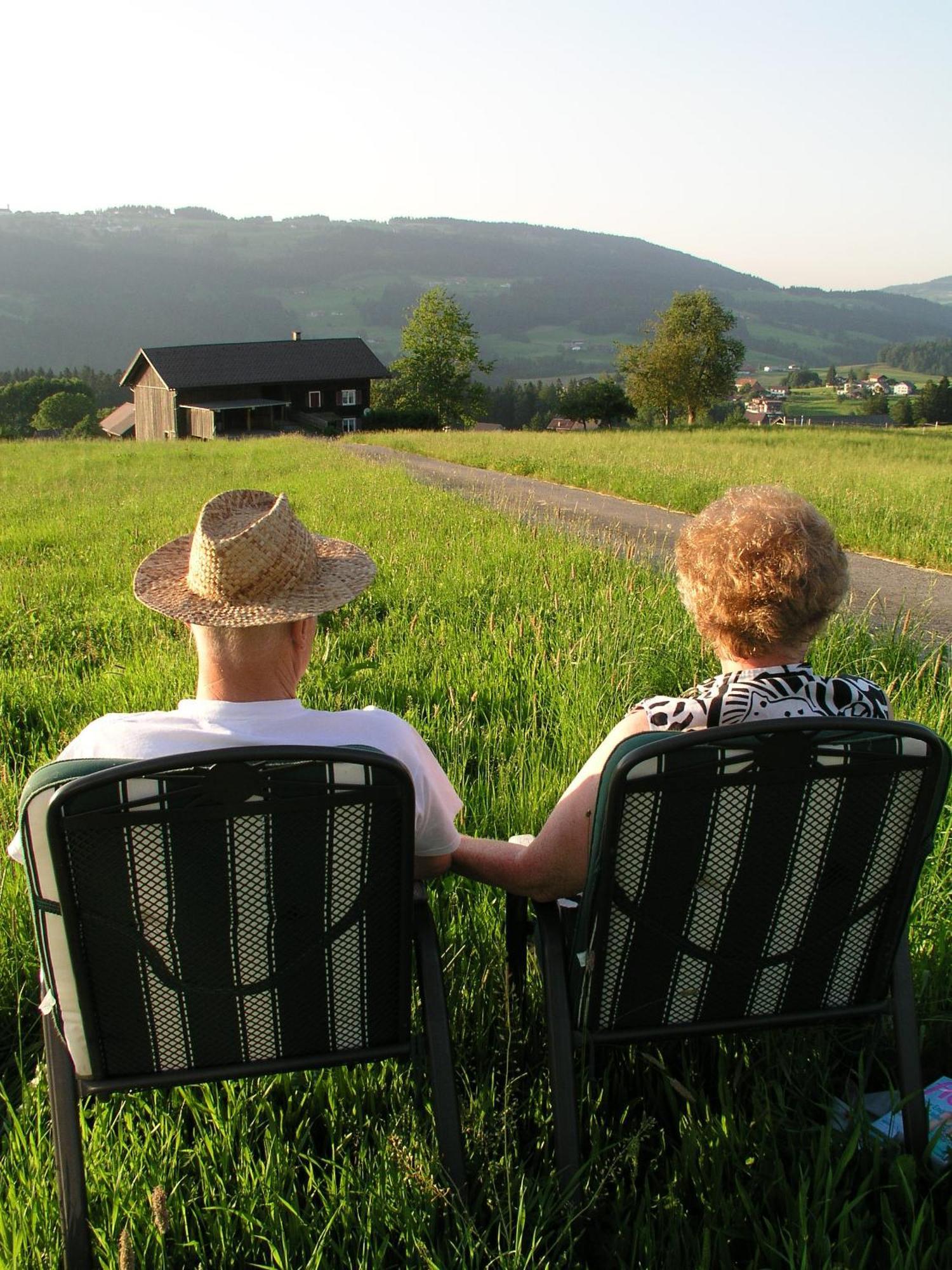 Ferienwohnungen Pension Sonnblick Krumbach  Ngoại thất bức ảnh