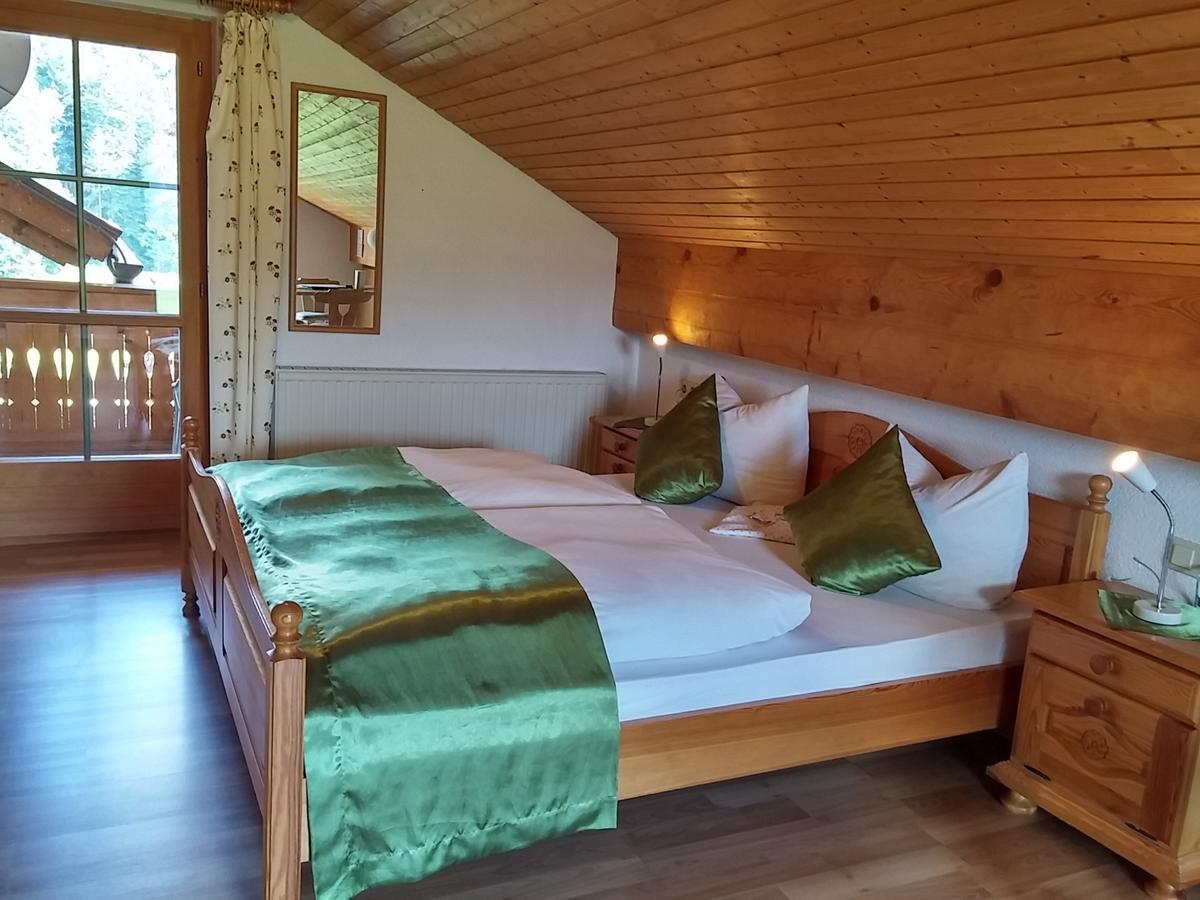 Ferienwohnungen Pension Sonnblick Krumbach  Ngoại thất bức ảnh
